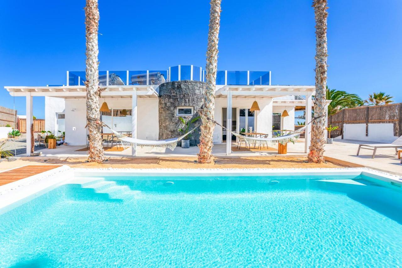 Boutique Beach Villa By Lanzarote Retreats - Private Pool - 1 Min Walk To Sea Pool Чарко-дель-Пало Экстерьер фото