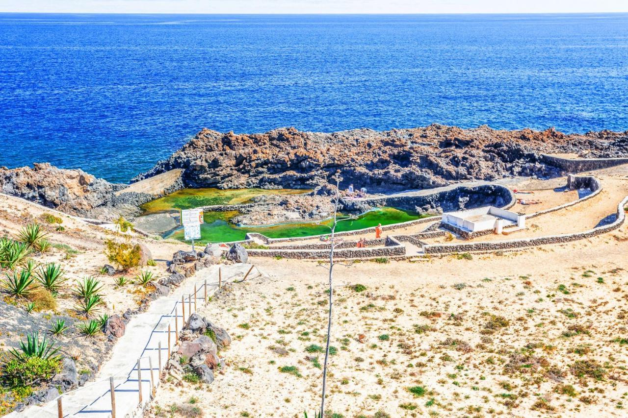 Boutique Beach Villa By Lanzarote Retreats - Private Pool - 1 Min Walk To Sea Pool Чарко-дель-Пало Экстерьер фото