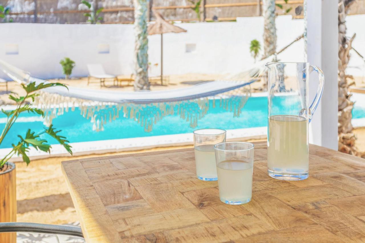 Boutique Beach Villa By Lanzarote Retreats - Private Pool - 1 Min Walk To Sea Pool Чарко-дель-Пало Экстерьер фото