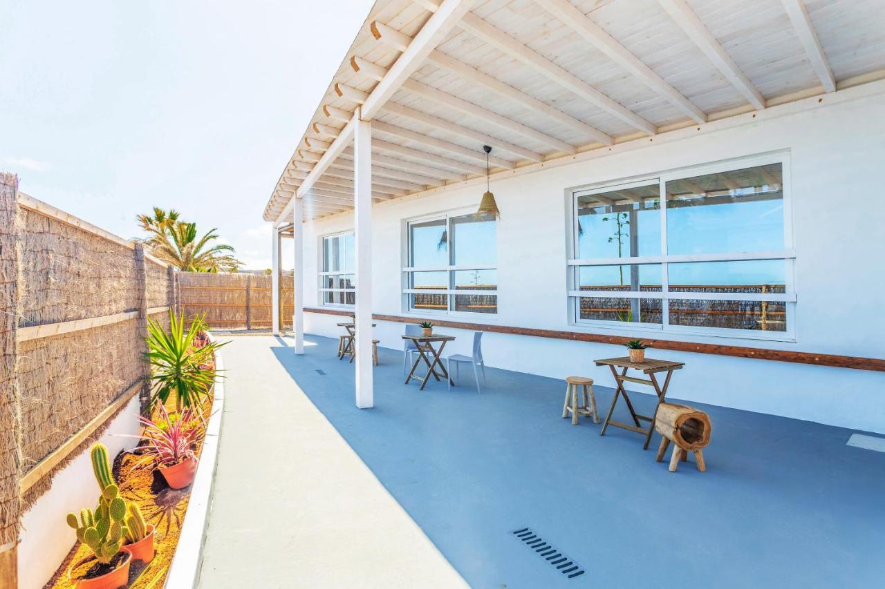 Boutique Beach Villa By Lanzarote Retreats - Private Pool - 1 Min Walk To Sea Pool Чарко-дель-Пало Экстерьер фото